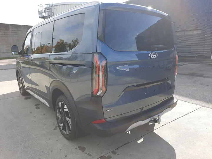 Ford Tourneo Custom
