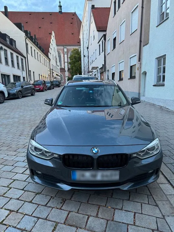 BMW 320