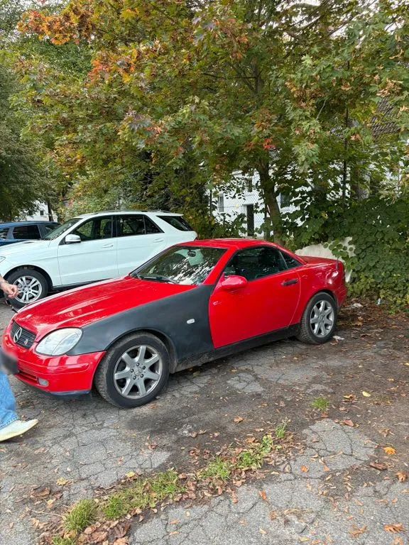 Mercedes-Benz SLK 230