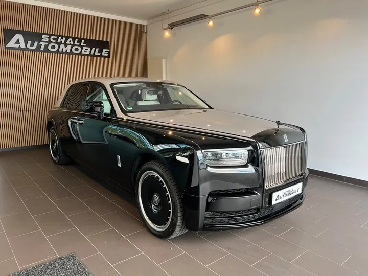 Rolls-Royce Phantom