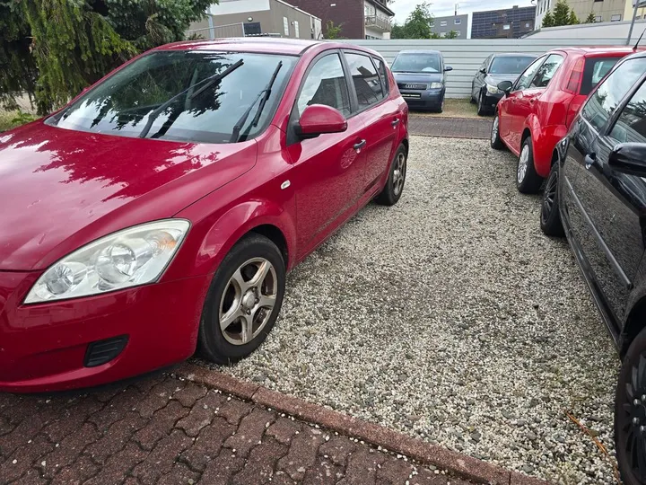 Kia cee'd / Ceed