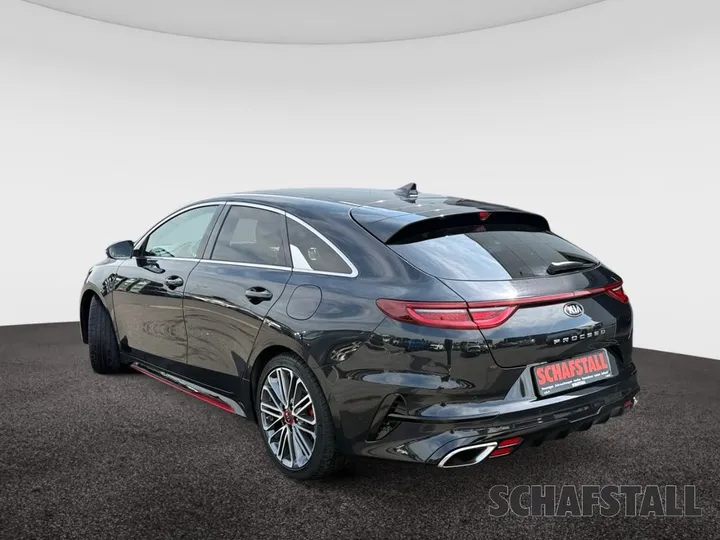 Kia pro cee'd / ProCeed