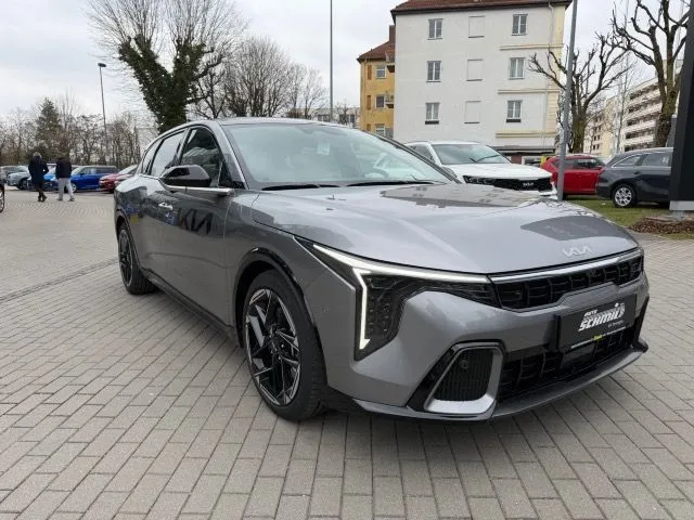 Kia K4