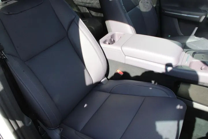 Leapmotor C10