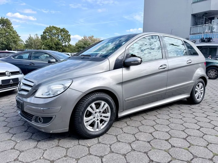 Mercedes-Benz B 170