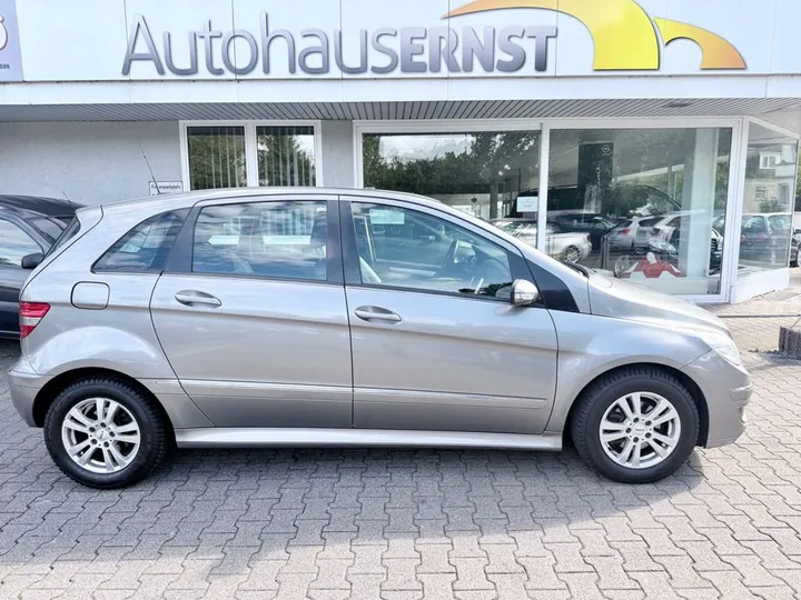 Mercedes-Benz B 170