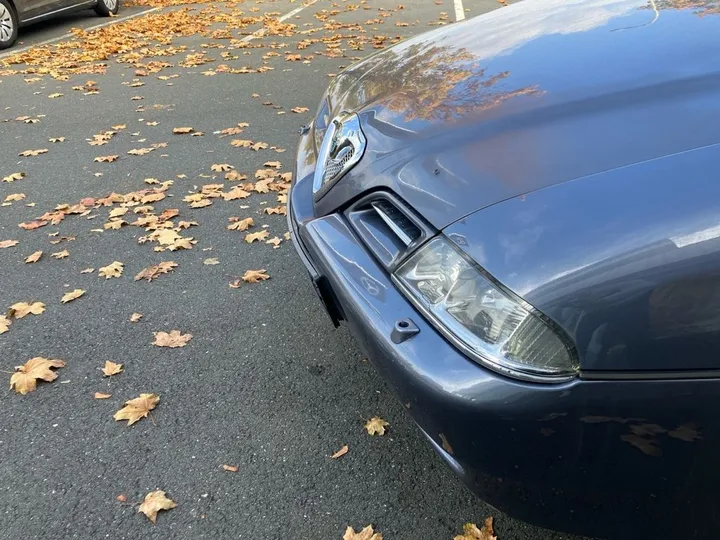 Alfa Romeo 166