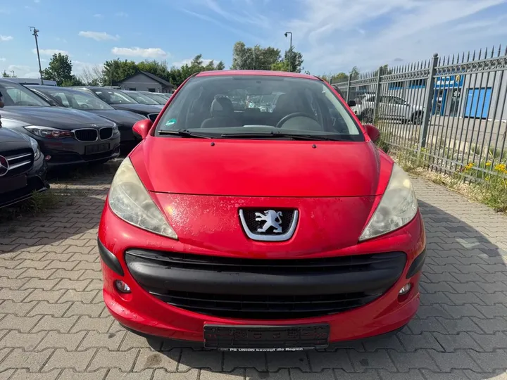 Peugeot 207