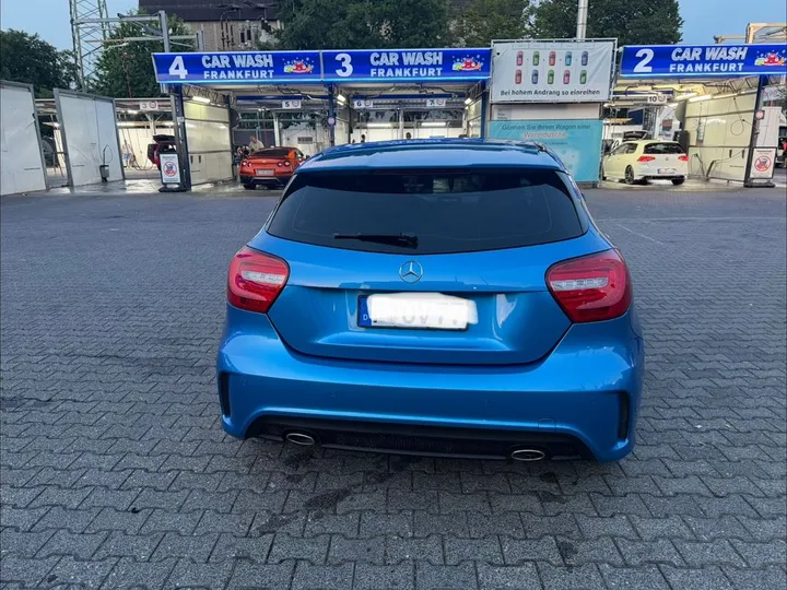 Mercedes-Benz A 200