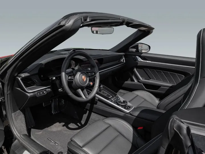 Porsche 992