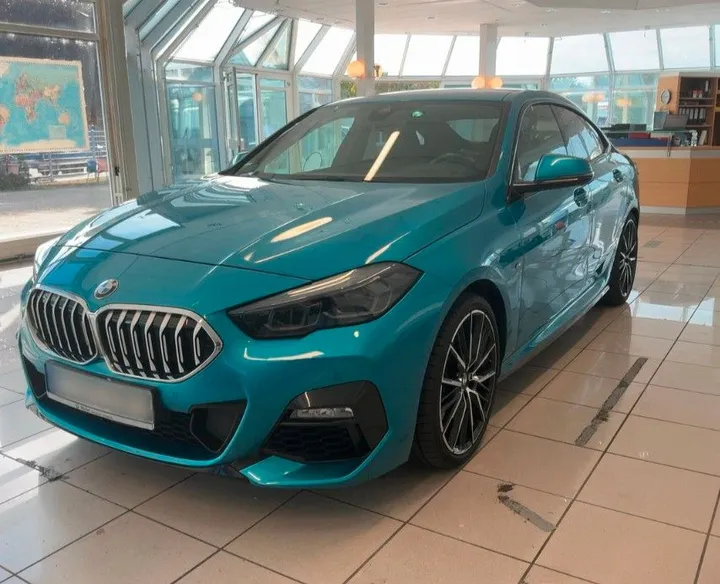 BMW 220