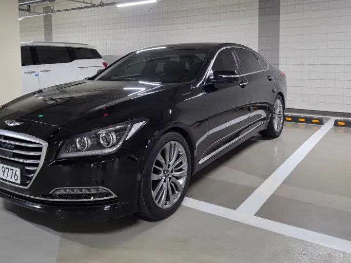 Hyundai Genesis