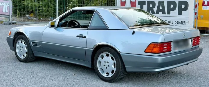 Mercedes-Benz SL 320