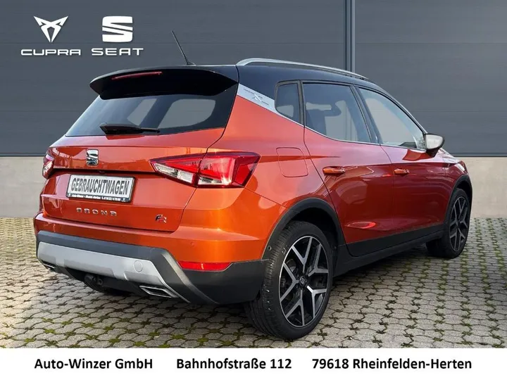 Seat Arona