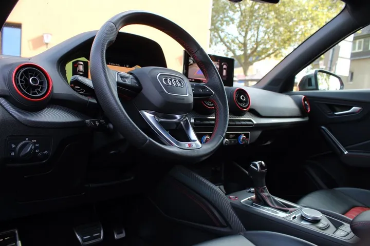 Audi SQ2