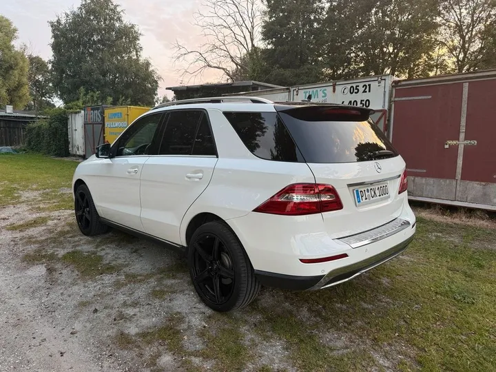 Mercedes-Benz ML 350