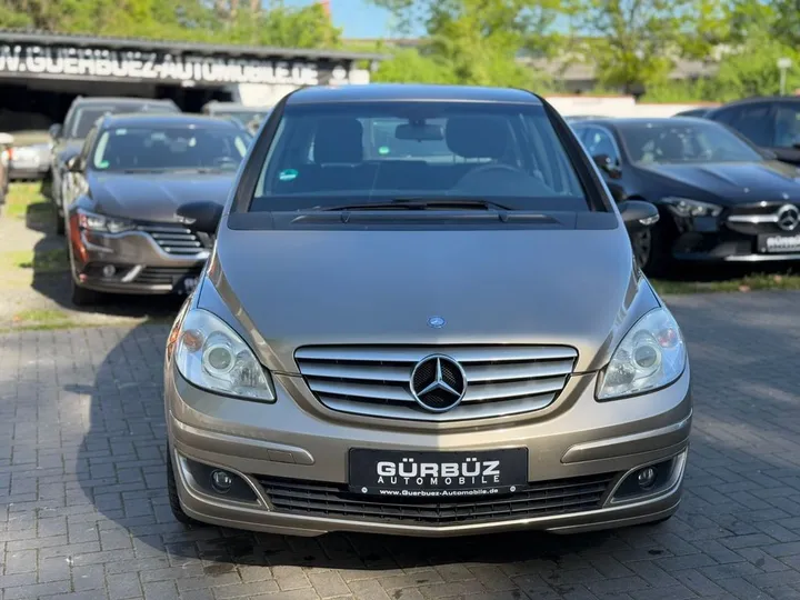 Mercedes-Benz B 170