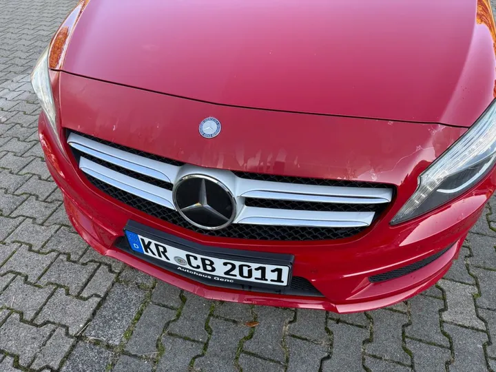 Mercedes-Benz A 180