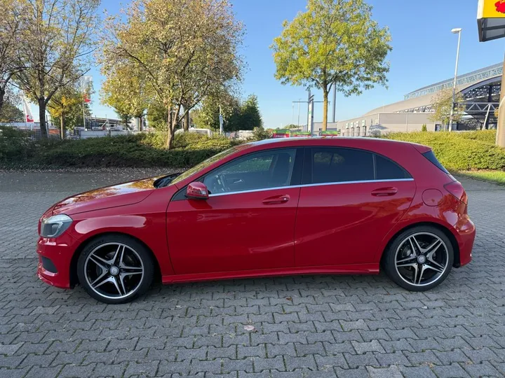 Mercedes-Benz A 180