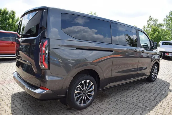 Ford Tourneo Custom