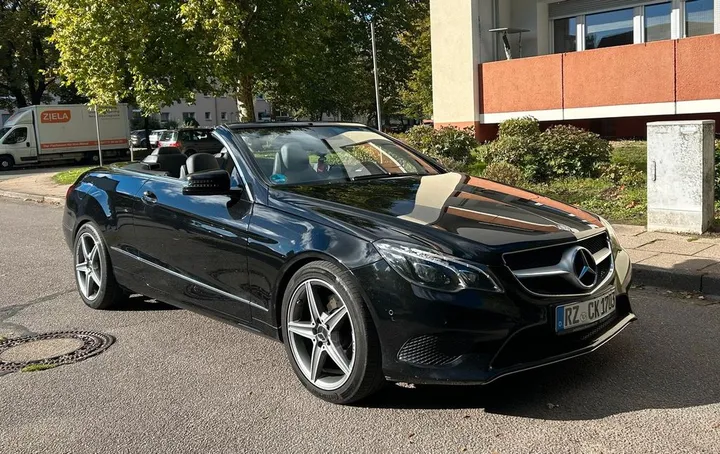 Mercedes-Benz E 200