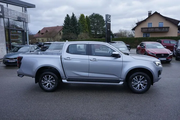 Isuzu D-Max