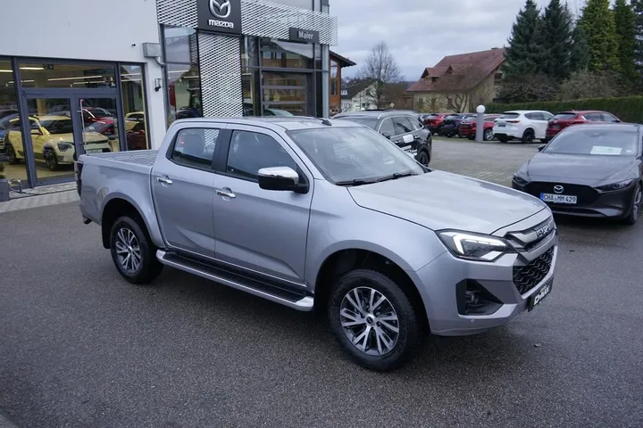 Isuzu D-Max