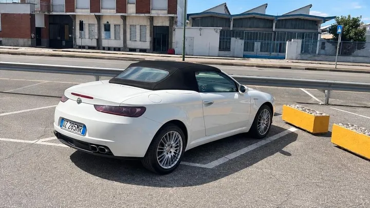 Alfa Romeo Spider