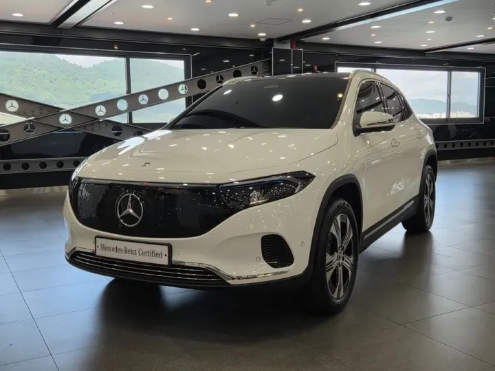 Mercedes-Benz EQA
