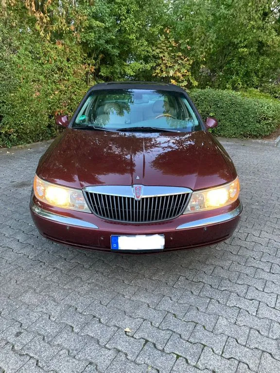 Lincoln Continental