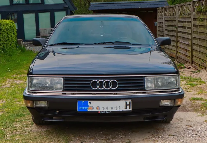 Audi 100