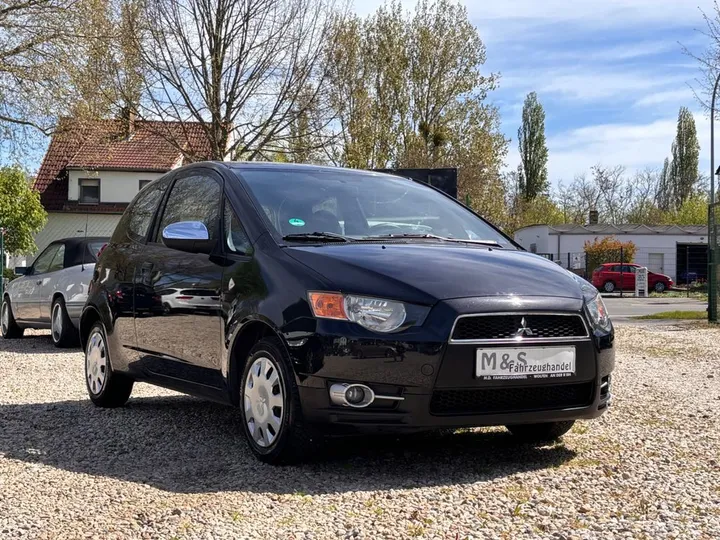Mitsubishi Colt