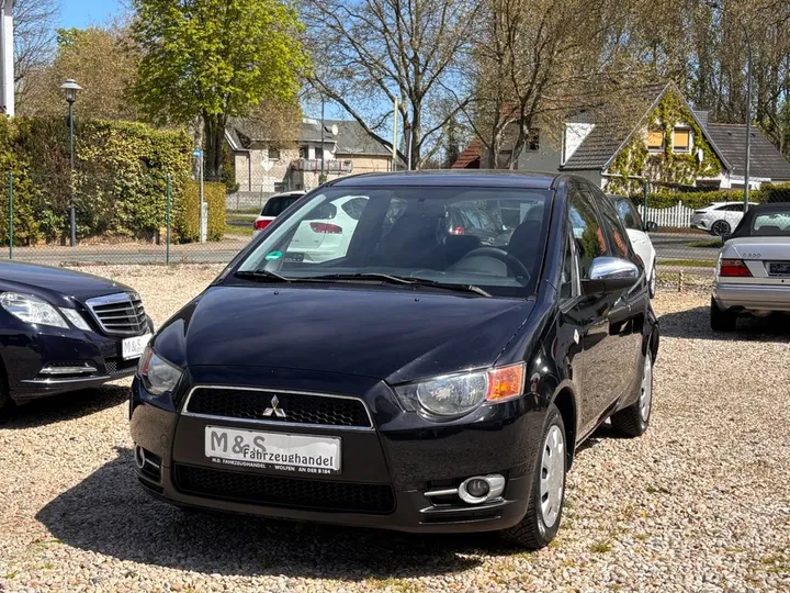 Mitsubishi Colt