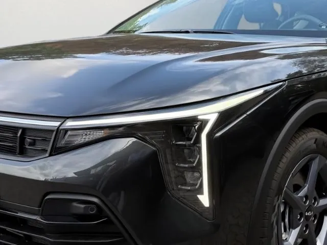 Kia K4
