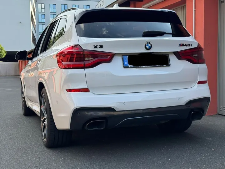 BMW X3 M40