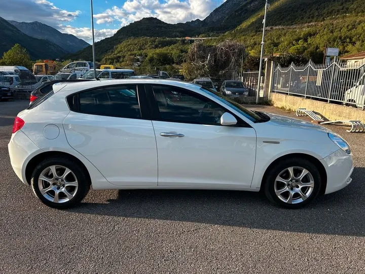 Alfa Romeo Giulietta