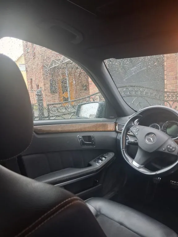 Mercedes-Benz 200