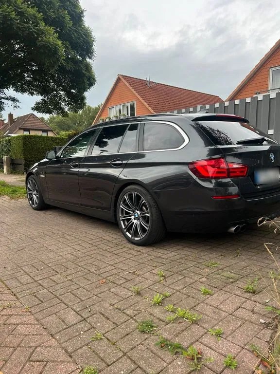 BMW 525