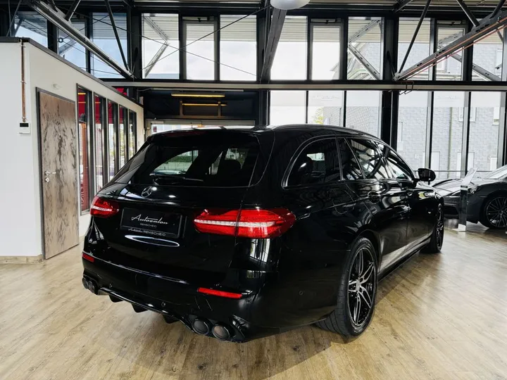 Mercedes-Benz E 53 AMG
