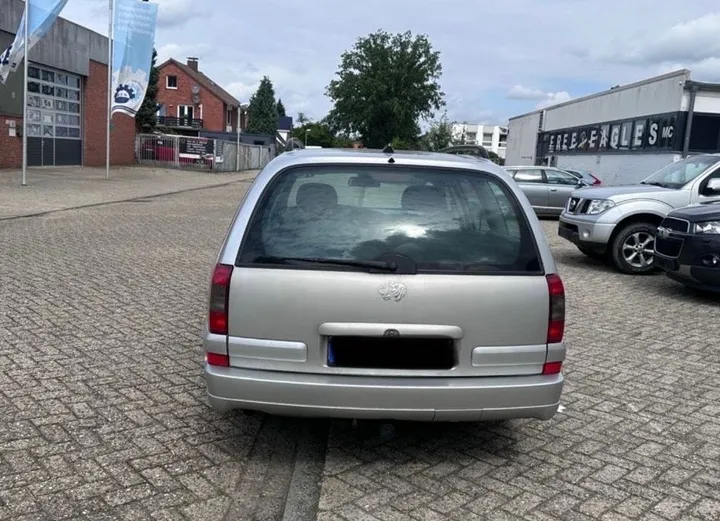 Opel Omega