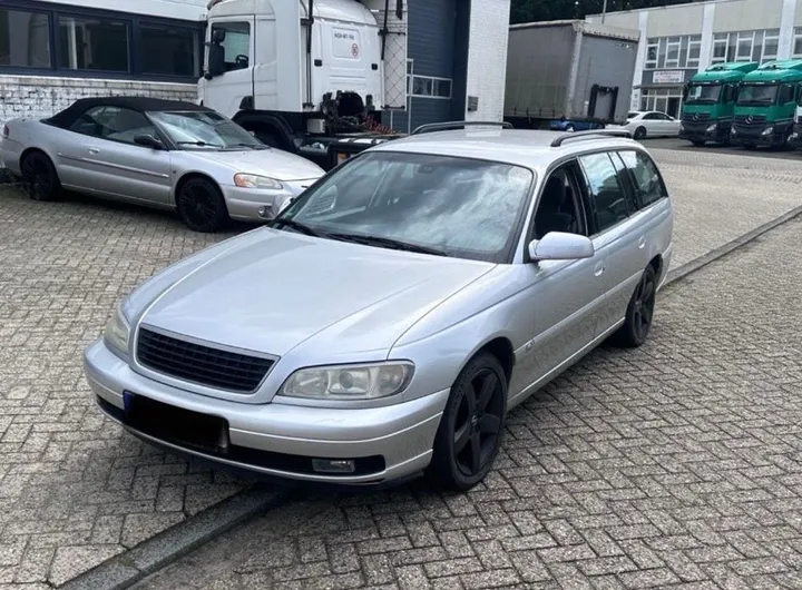 Opel Omega