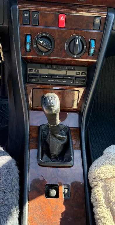 Mercedes-Benz 300