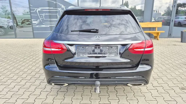 Mercedes-Benz C 180