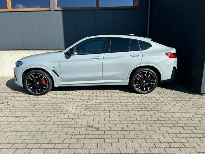BMW X4 M40