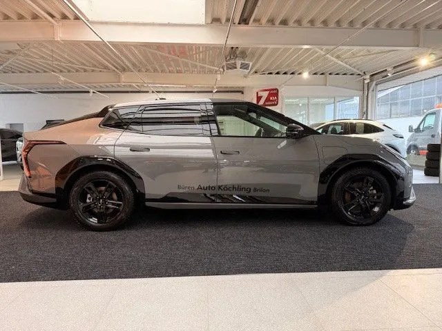 Kia EV4