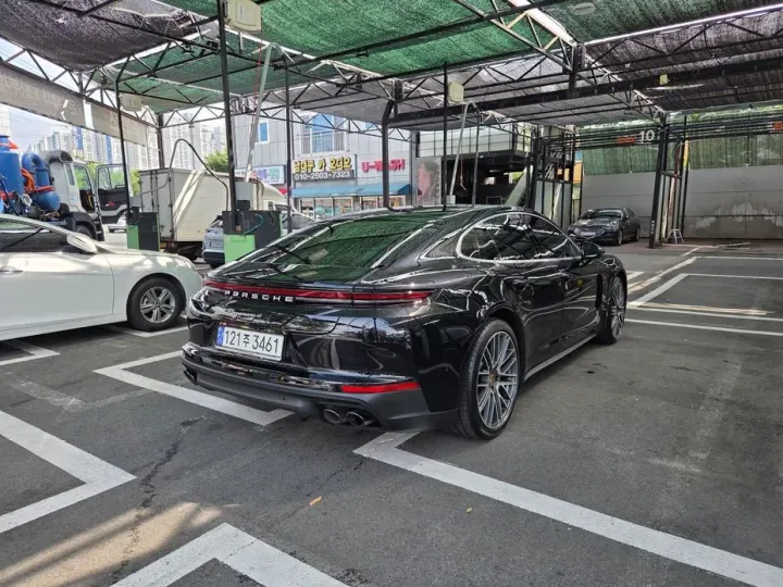 Porsche Panamera