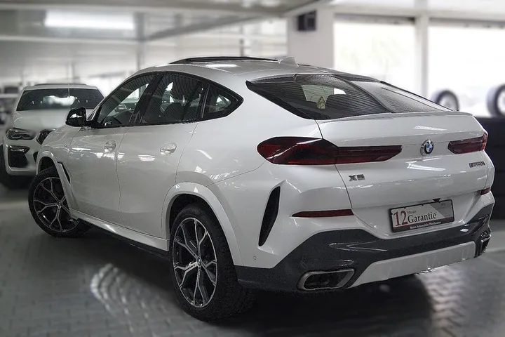 BMW X6 M50