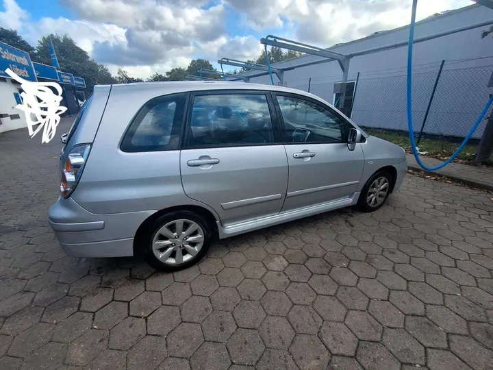 Suzuki Liana