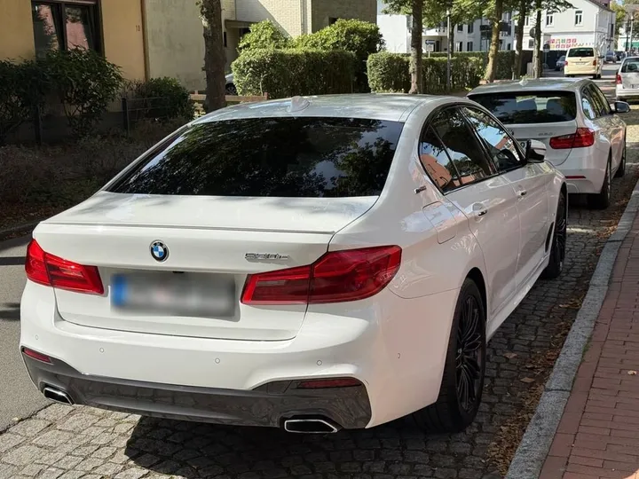 BMW 530