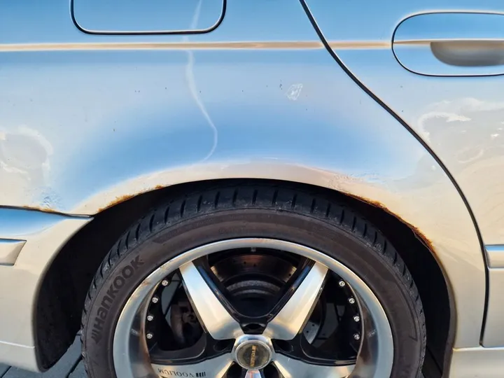 BMW 525